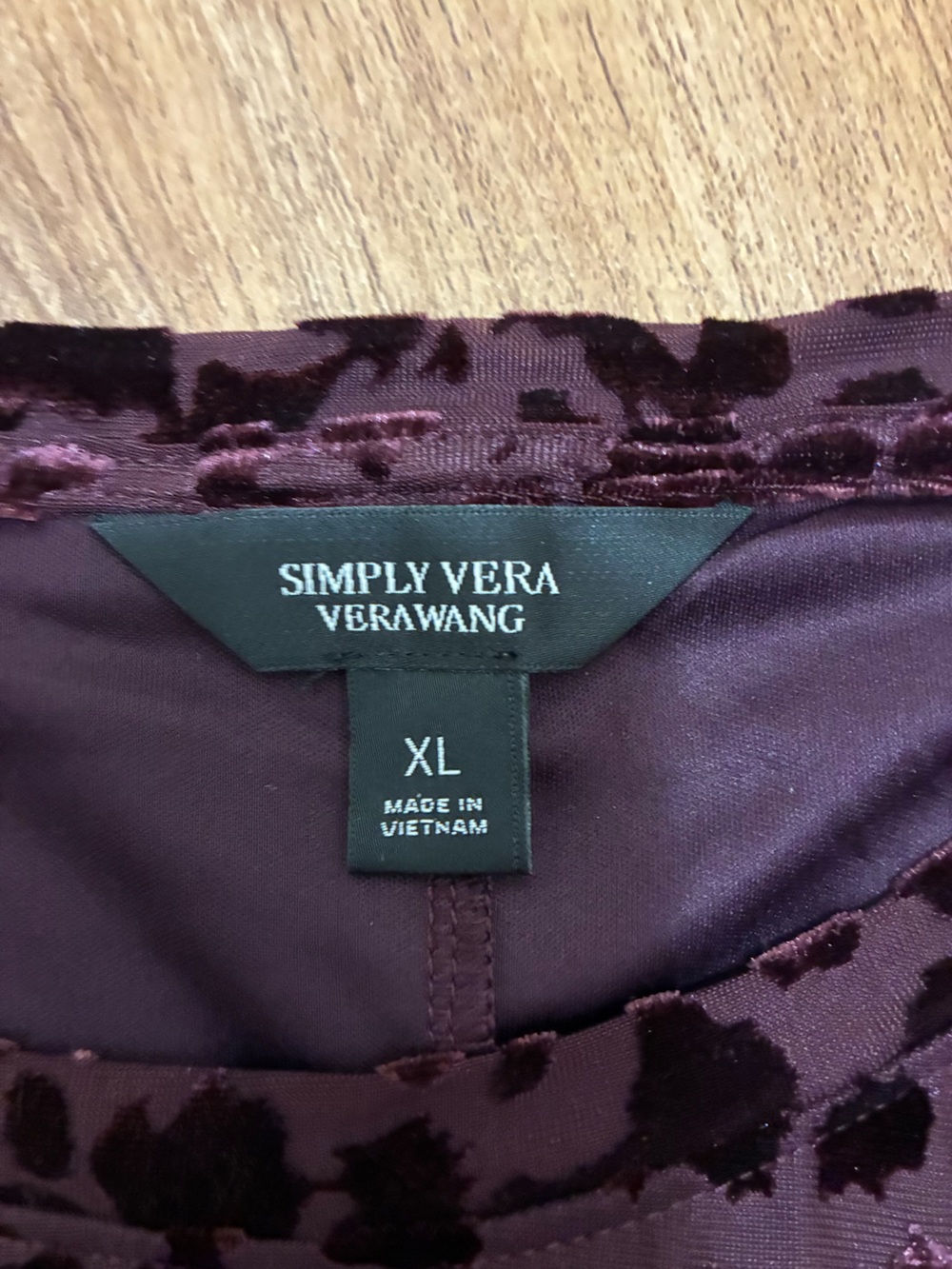 SimplyVera VeraWang Burnout Velvet Leopard Print Lined Top Plum Purple PreOwned - Picture 3 of 11